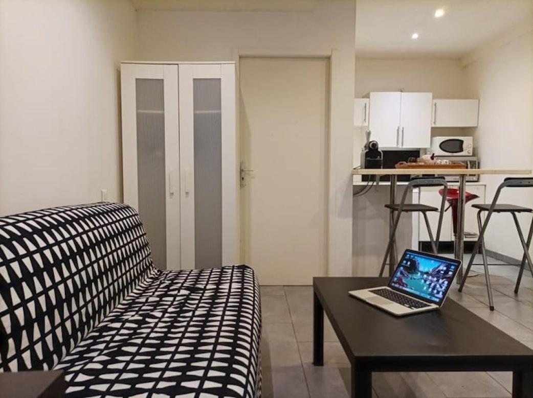 Charmant Studio A La Croix Rousse Avec Patio Lyon Kültér fotó